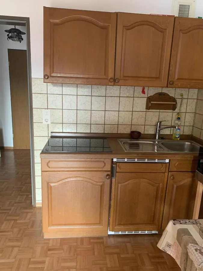 Zentrale Ferienwohnung Garmisch-Partenkirchen 0*,