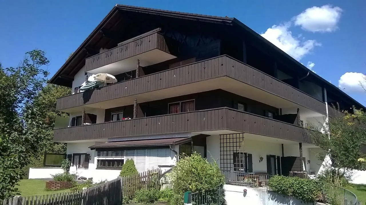 Zentrale Ferienwohnung Garmisch-Partenkirchen Apartment